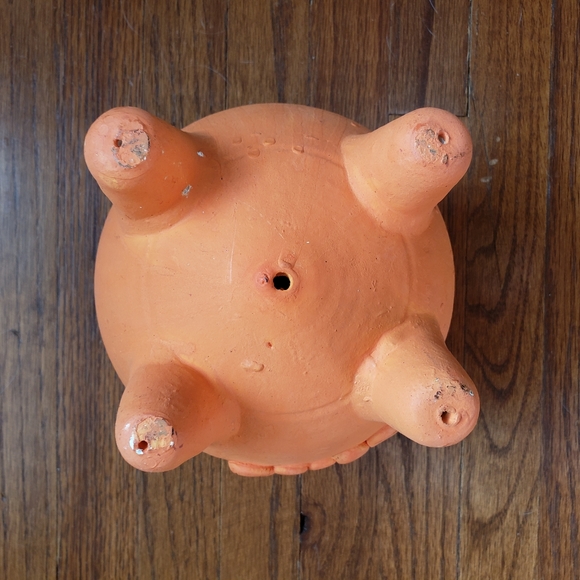 Chumbak | Terracotta Cat Pot Planter - Picture 4 of 4